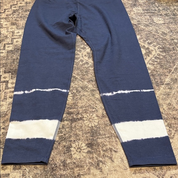 Never-Worn Blue Leggings - Picture 2 of 7